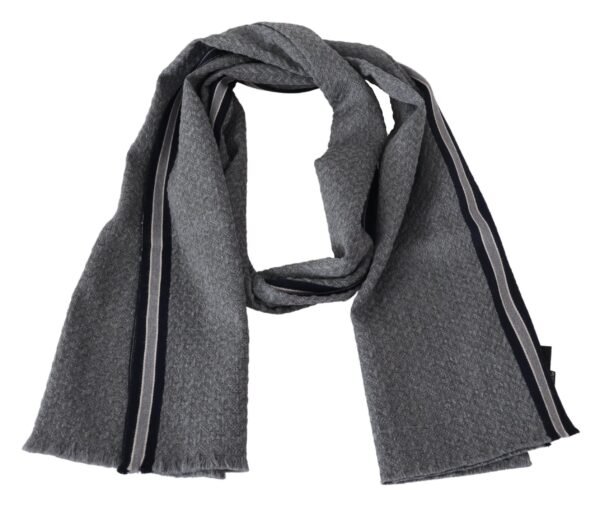 Missoni Elegant Gray Wool Scarf with Signature Stripes - Image 3