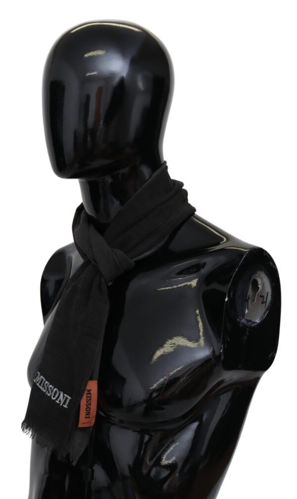 Missoni Elegant Black Wool Scarf with Embroidered Logo - Image 2