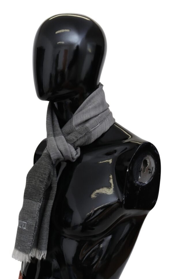 Missoni Elegant Striped Wool Scarf with Logo Embroidery - Image 2