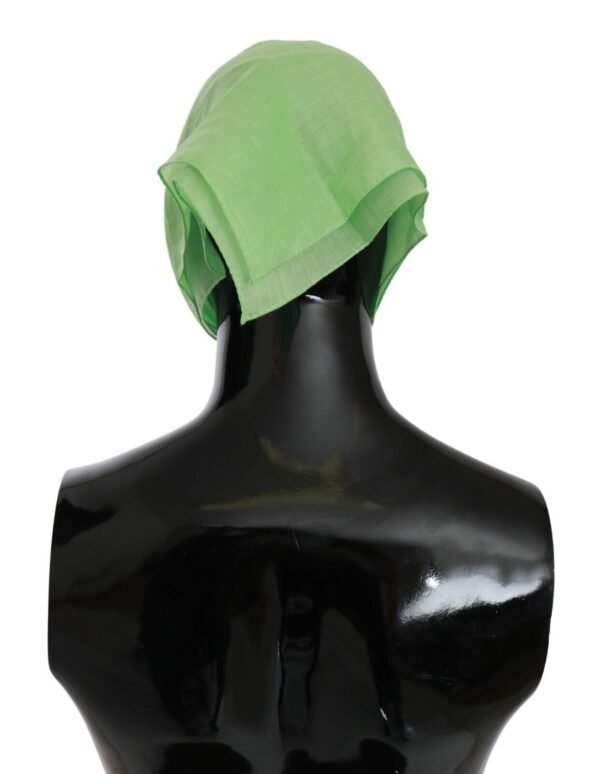 Versace Elegant Apple Green Linen Scarf - Image 3