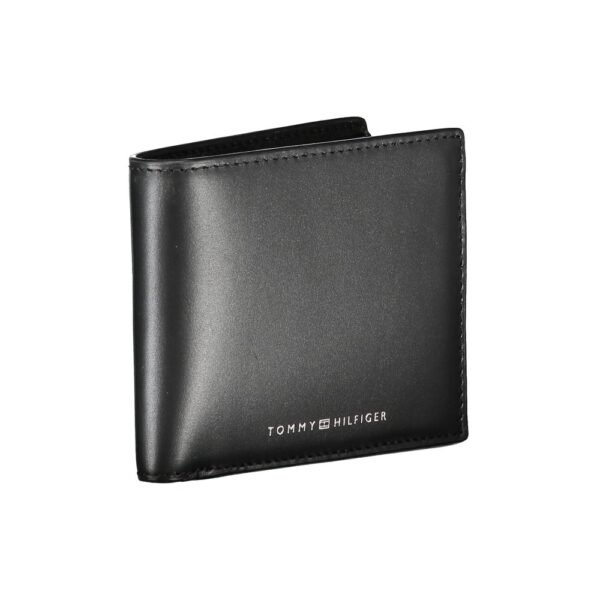 Tommy Hilfiger Sleek Black Leather Wallet for the Modern Man - Image 3