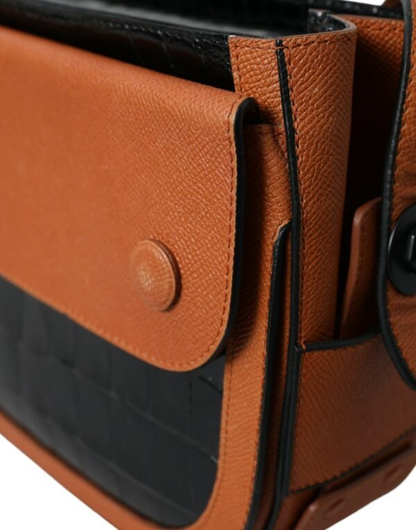 Balenciaga Elegant Crocodile Leather Camera Bag - Image 6