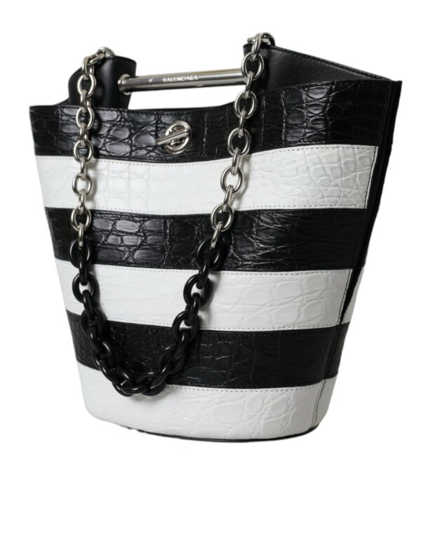 Balenciaga Chic Crocodile Leather Maxi Bucket Bag - Image 2