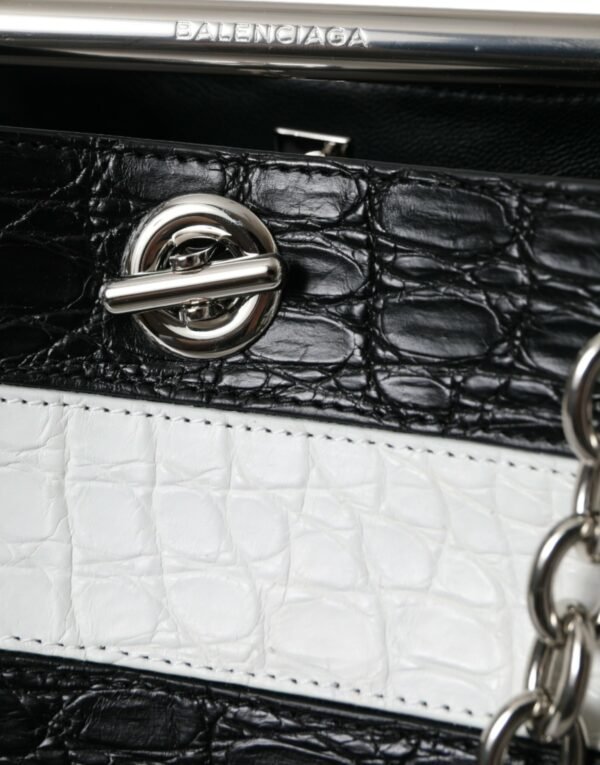 Balenciaga Chic Crocodile Leather Maxi Bucket Bag - Image 4