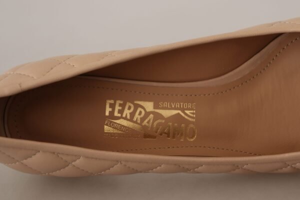 Salvatore Ferragamo Elegant Quilted Leather Pumps in Beige and Black - Image 8