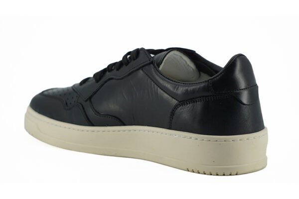 Saxone of Scotland Elegant Black Leather Sneakers - Unisex Style - Image 3