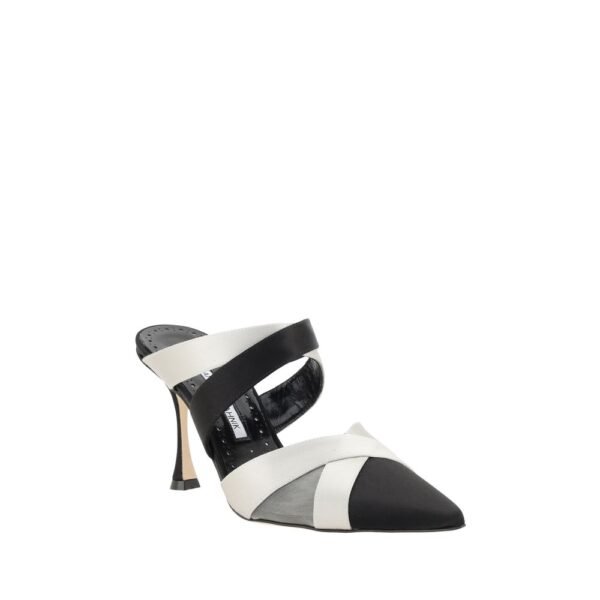 Manolo Blahnik Oyounak Pumps - Image 2